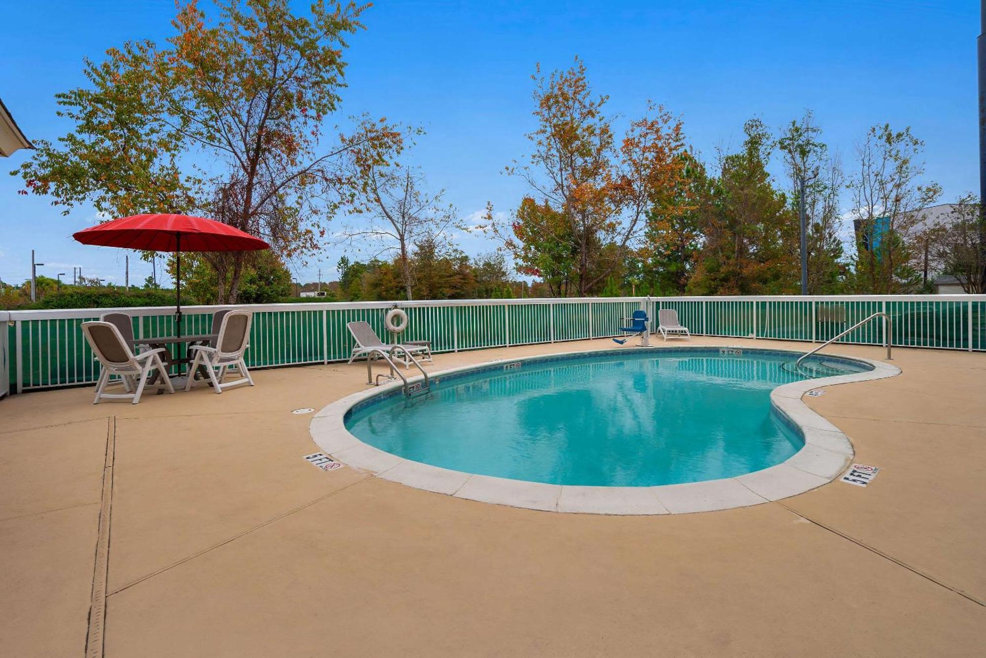 Comfort Inn & Suites Santee I-95 Екстер'єр фото